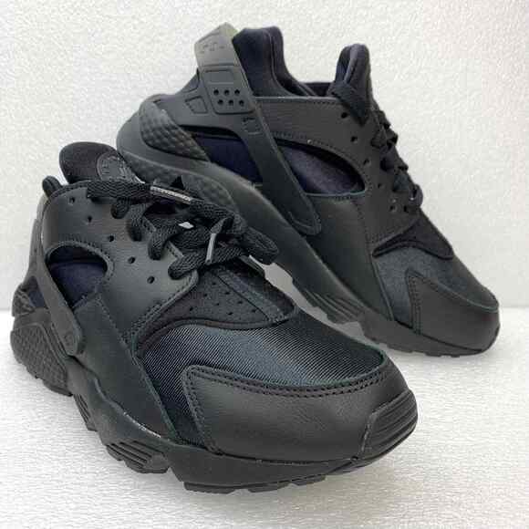 Nike Shoes - NIKE Air Huarache DH4439-001 Sneaker Shoes Black - Women's 10